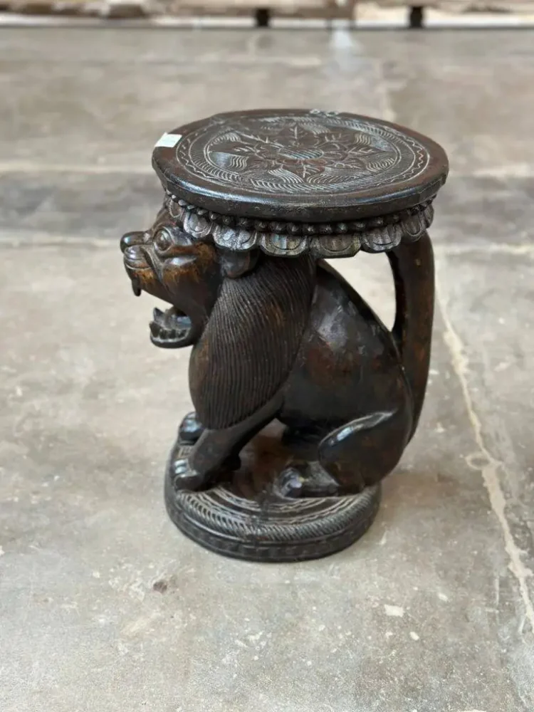 Nepalese Hand carved Solid wood Lion Side table 2