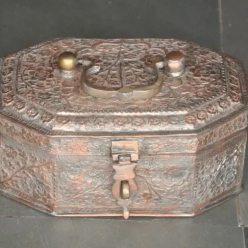 Vintage copper betel nut box with 6 compartments