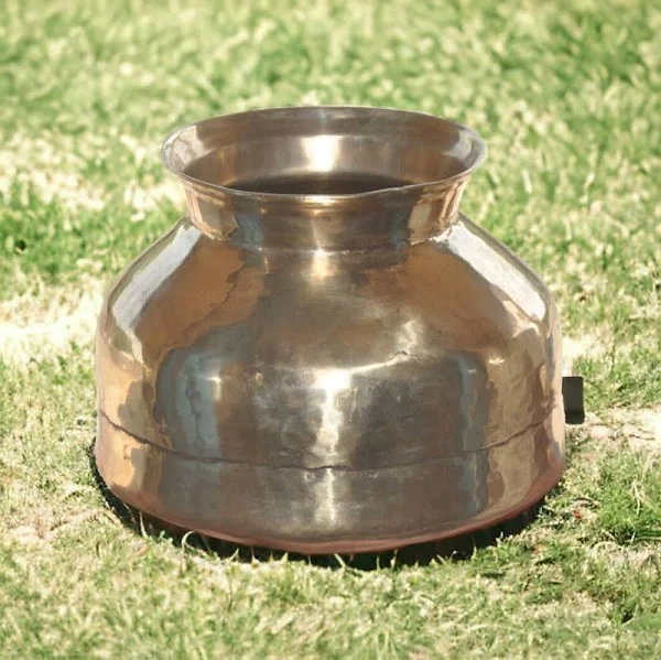 Asha Vintage Brass Pot