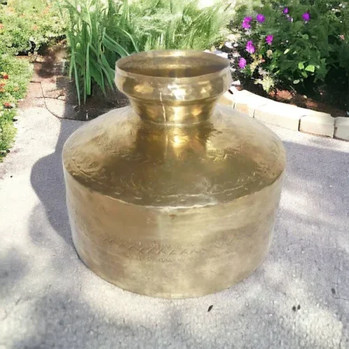 Omi Vintage Brass Pot