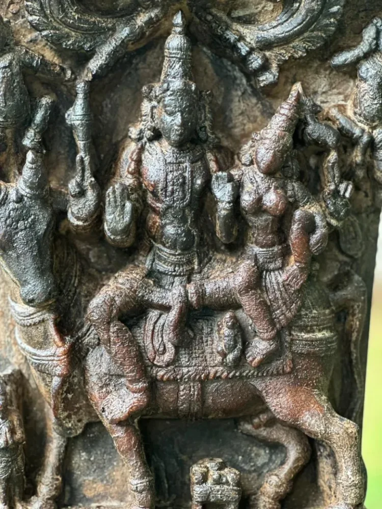 Vishnu Statue on Iron Stand 1
