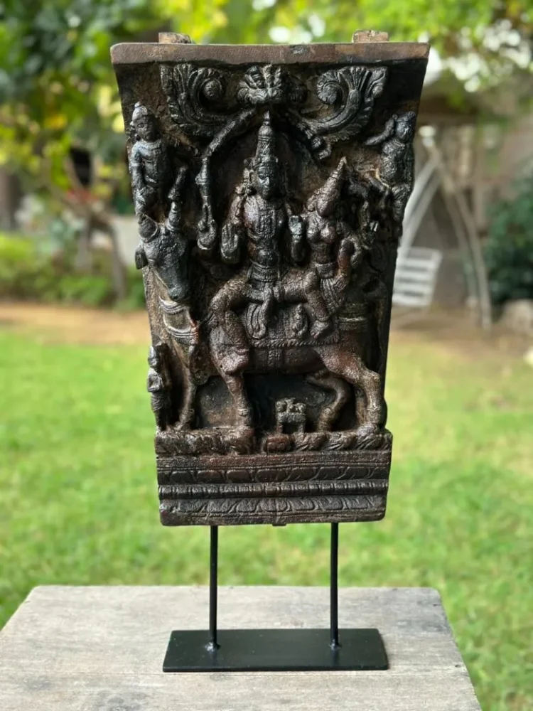 Vishnu Statue on Iron Stand 3