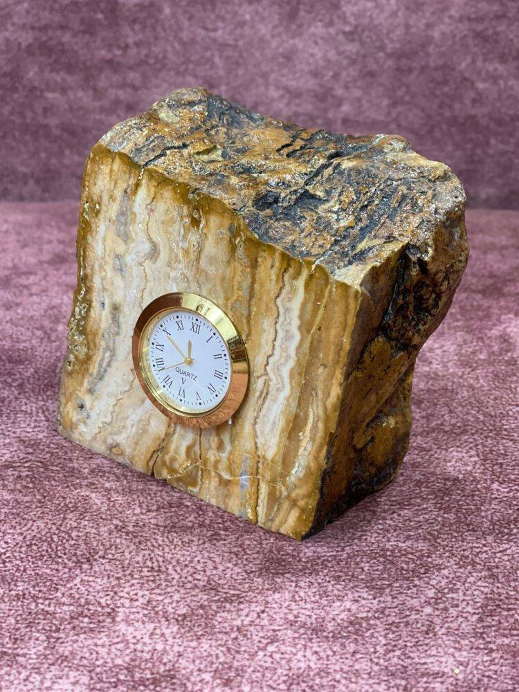 Rose Quartz Table Clock: A Beautifully Handcrafted Timepiece for Your Home Decor - Purana Darwaza