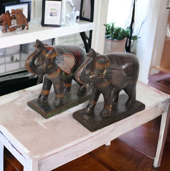 Yosheeta Vintage Wooden Elephant Statue - Set of 2