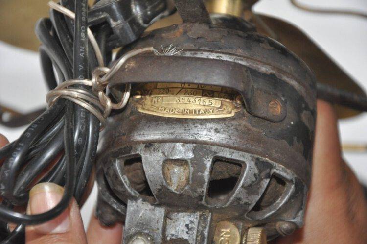 Rare Vintage Brass Fan - Purana Darwaza